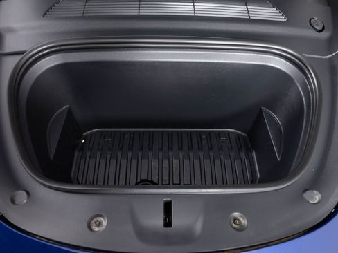 Used 2022 Tesla Model Y Performance image 41