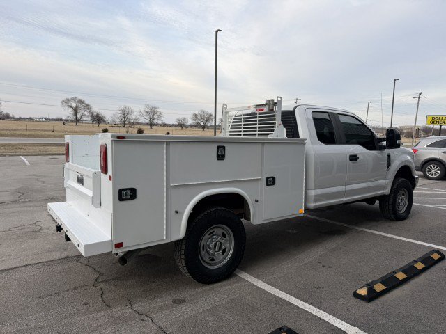 Used 2019 Ford F250 4x4 SuperCab Super Duty image 2