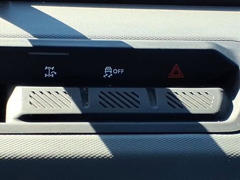 Used 2022 Ford Bronco Big Bend image 15