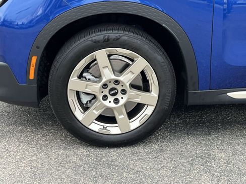 Certified 2025 MINI Cooper Countryman S w/ Comfort Package Max AWD/4WD image 17