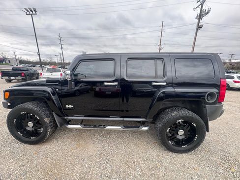 Used 2007 HUMMER H3 image 3