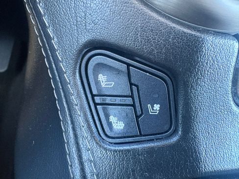 Used 2018 GMC Yukon XL Denali w/ Denali Ultimate Package image 26