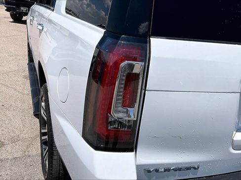 Used 2019 GMC Yukon Denali w/ Denali Ultimate Package AWD/4WD image 29