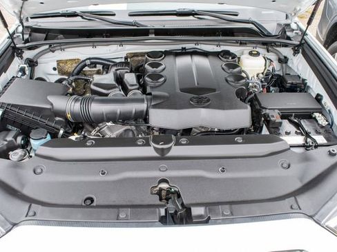 Used 2024 Toyota 4Runner TRD Off-Road image 11