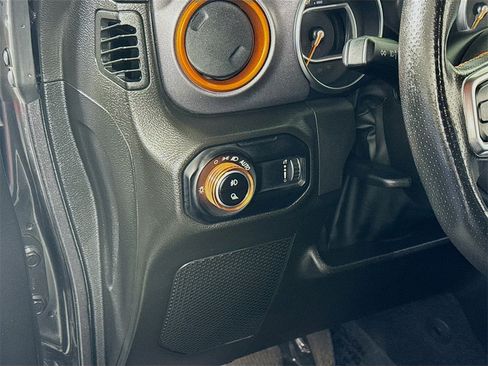 Used 2023 Jeep Gladiator Mojave w/ Cold Weather Group image 10