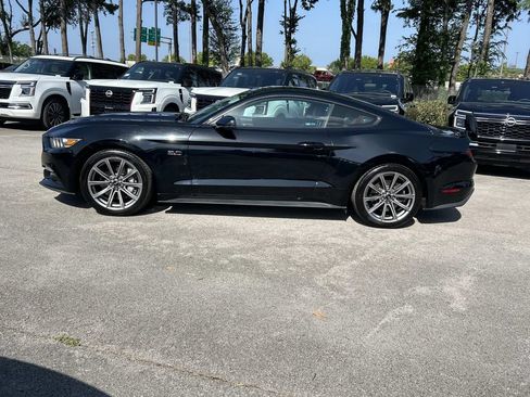 Used 2015 Ford Mustang GT Premium w/ Equipment Group 401A RWD image 4