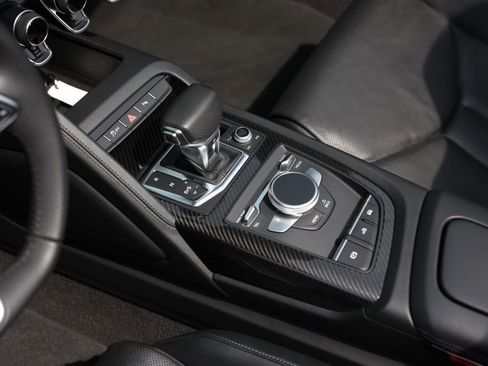 Used 2018 Audi R8 V10 plus w/ Full Leather Package image 14