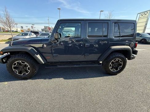 Used 2017 Jeep Wrangler Unlimited Rubicon image 7