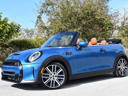 Used 2023 MINI Cooper S image 21