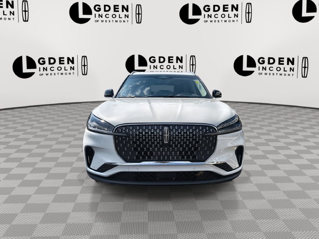 Used 2025 Lincoln Aviator 2WD w/ Equipment Group 101A image 3