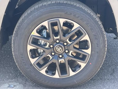 New 2026 Toyota Tundra Limited AWD/4WD image 10