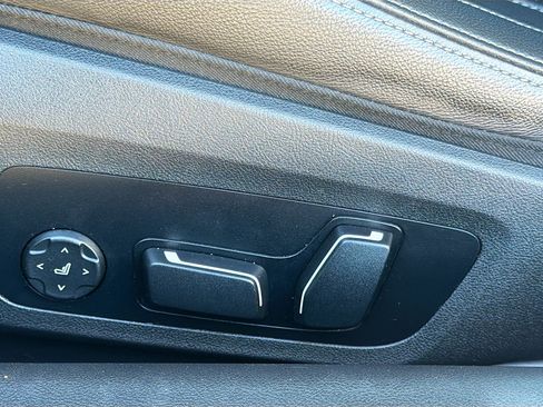 Used 2025 BMW 430i Convertible image 22