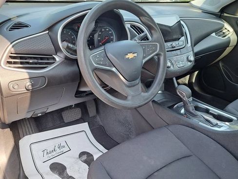 Used 2022 Chevrolet Malibu LT FWD image 8
