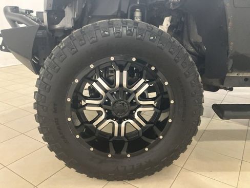 Used 2018 Jeep Wrangler Unlimited Sport S image 31