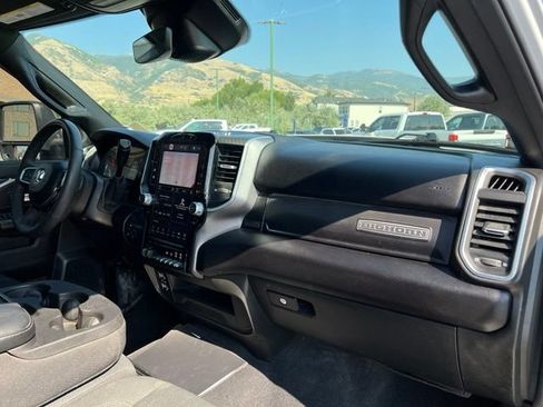 Used 2025 RAM 2500 Big Horn AWD/4WD image 22
