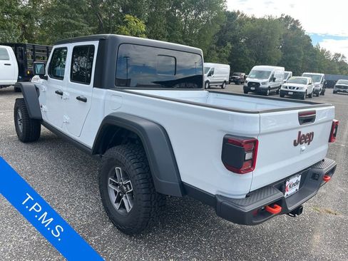 New 2025 Jeep Gladiator Mojave w/ Convenience Group image 25