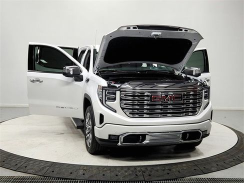 Used 2023 GMC Sierra 1500 Denali w/ Denali Reserve Package image 10