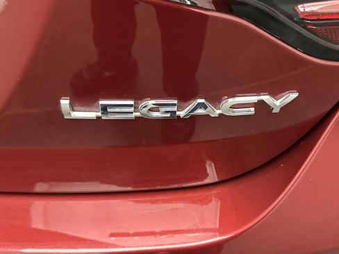 Used 2025 Subaru Legacy Premium AWD/4WD image 12