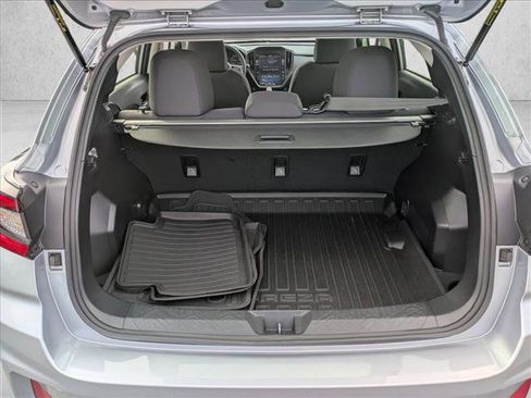 Certified 2025 Subaru Impreza 2.0i image 8