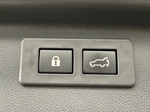 Used 2024 Subaru Forester Limited image 12