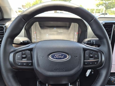 Used 2025 Ford Ranger XLT w/ Equipment Group 301A High RWD image 18