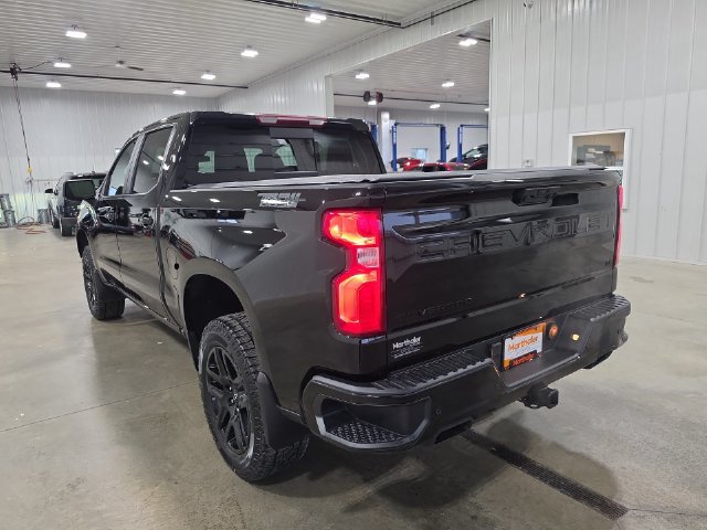 Used 2025 Chevrolet Silverado 1500 LT Trail Boss w/ LT Trail Boss Premium Package AWD/4WD image 6