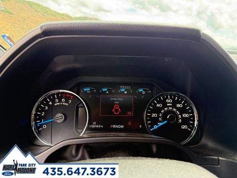 Used 2017 Ford F150 Platinum w/ Equipment Group 701A Luxury AWD/4WD image 21