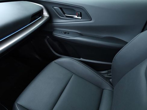 Used 2024 Toyota Prius Limited image 11