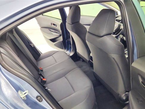 Used 2022 Toyota Corolla LE FWD image 36