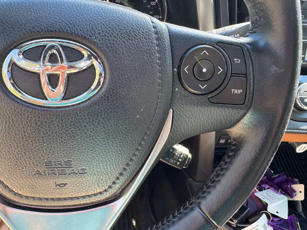 Used 2016 Toyota RAV4 SE AWD/4WD image 19