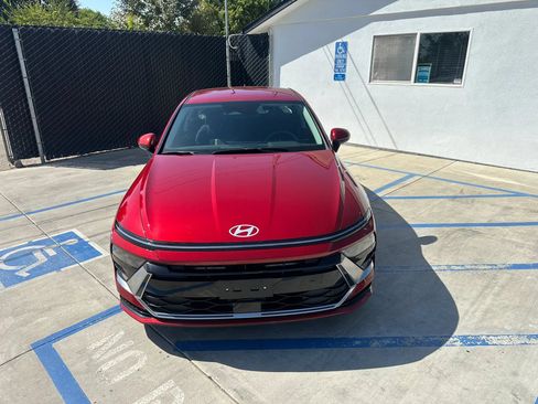 Used 2024 Hyundai Sonata SEL FWD image 15