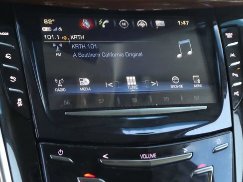 Used 2017 Cadillac Escalade Luxury AWD/4WD image 35