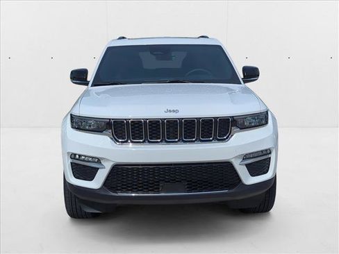 Used 2025 Jeep Grand Cherokee Limited 4xe image 2