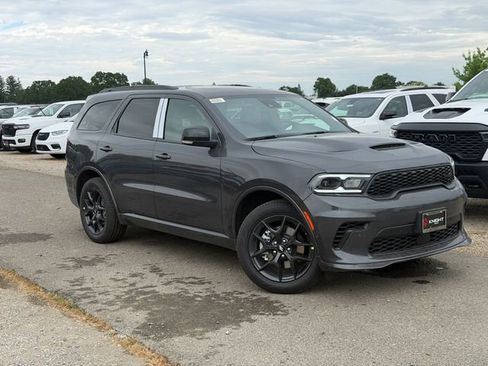 New 2026 Dodge Durango GT image 2