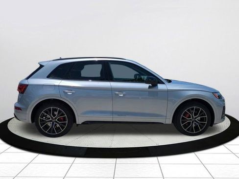 Used 2024 Audi SQ5 Premium Plus AWD/4WD image 2