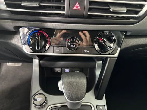 Used 2021 Kia Seltos LX image 23