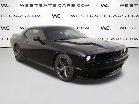 Used 2017 Dodge Challenger R/T w/ Cold Weather Group image 44