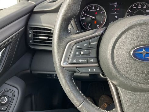 Used 2025 Subaru Outback Premium AWD/4WD image 5