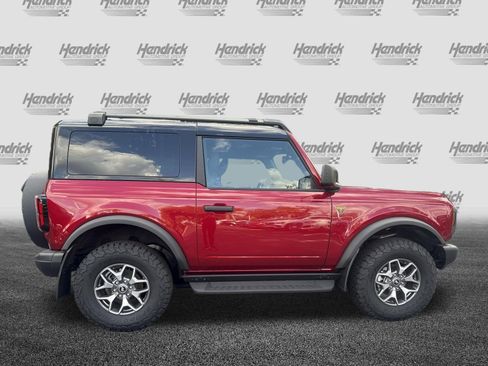 Used 2025 Ford Bronco Badlands AWD/4WD image 12