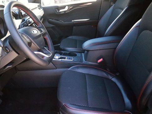Used 2025 Ford Escape ST-Line AWD/4WD image 13