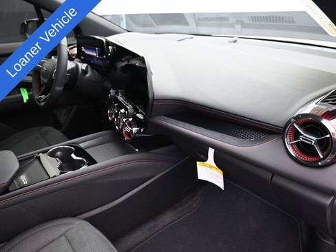 New 2025 Chevrolet Blazer EV RS AWD/4WD image 32