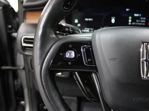 Certified 2022 Lincoln Corsair Reserve image 10