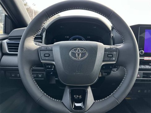 New 2026 Toyota Camry SE image 19