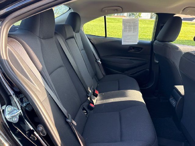 Used 2024 Toyota Corolla LE FWD image 14