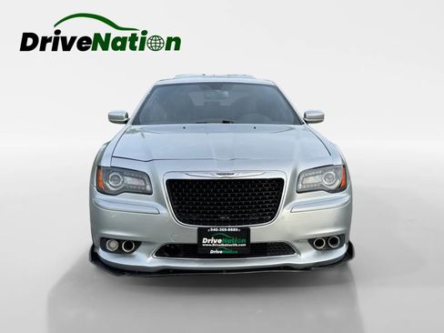 Used 2012 Chrysler 300 SRT8 RWD image 2