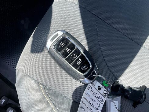 Used 2023 Hyundai Elantra SEL w/ Cargo Package FWD image 14