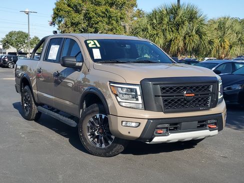 Used 2021 Nissan Titan PRO-4X w/ Pro-4x Utility Package image 31