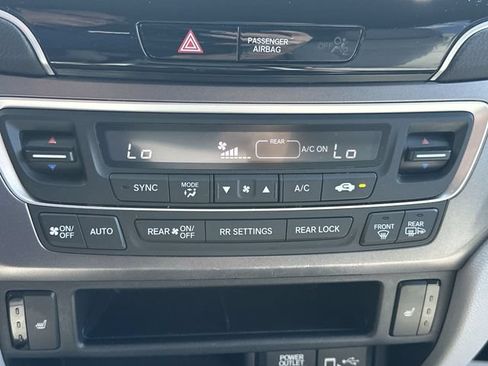 Used 2019 Honda Pilot EX image 18