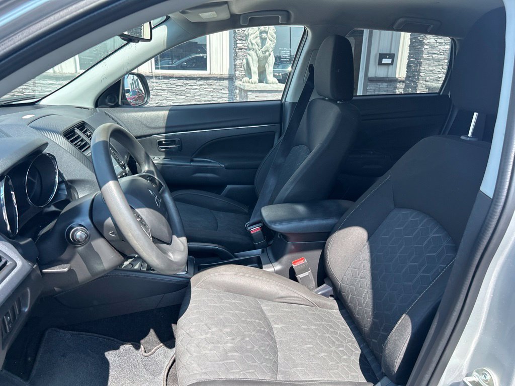 Used 2022 Mitsubishi Outlander Sport FWD image 13