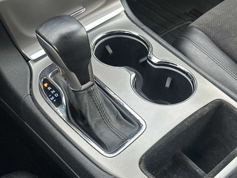 Used 2020 Jeep Grand Cherokee Altitude image 20